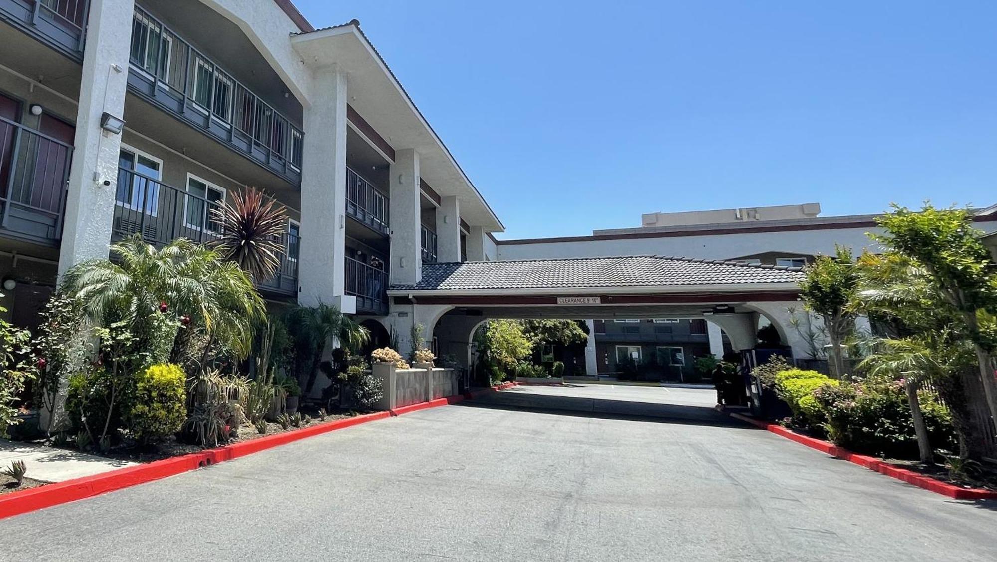 Quality Inn Ontario Airport Convention Center Extérieur photo