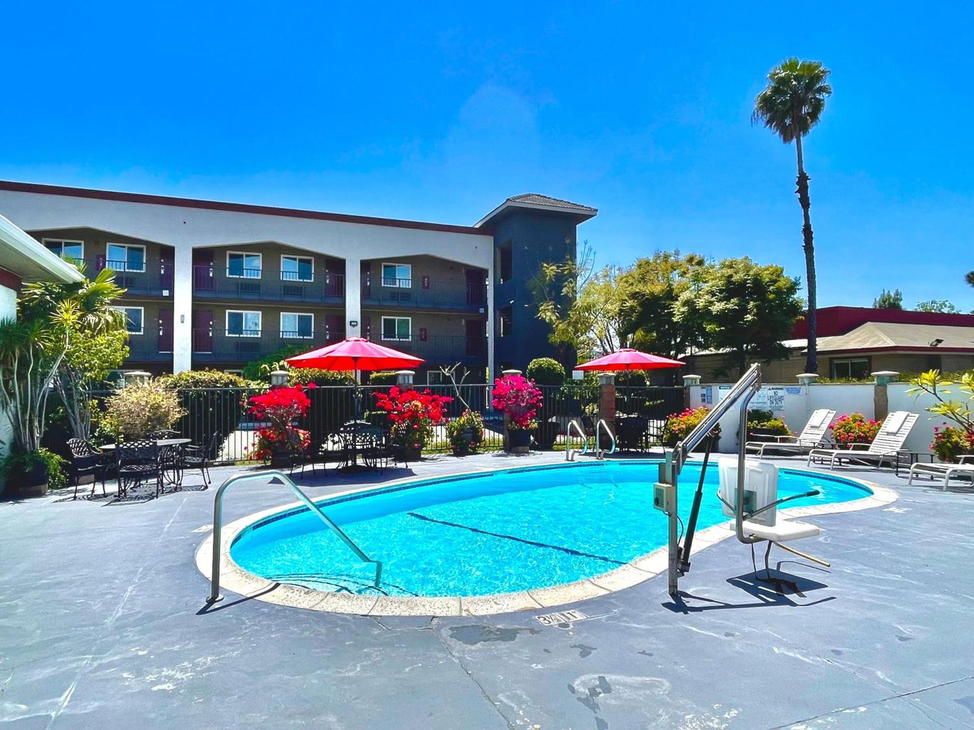 Quality Inn Ontario Airport Convention Center Extérieur photo