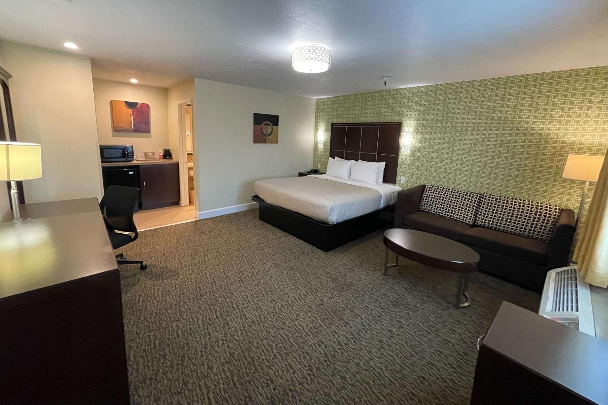 Quality Inn Ontario Airport Convention Center Extérieur photo