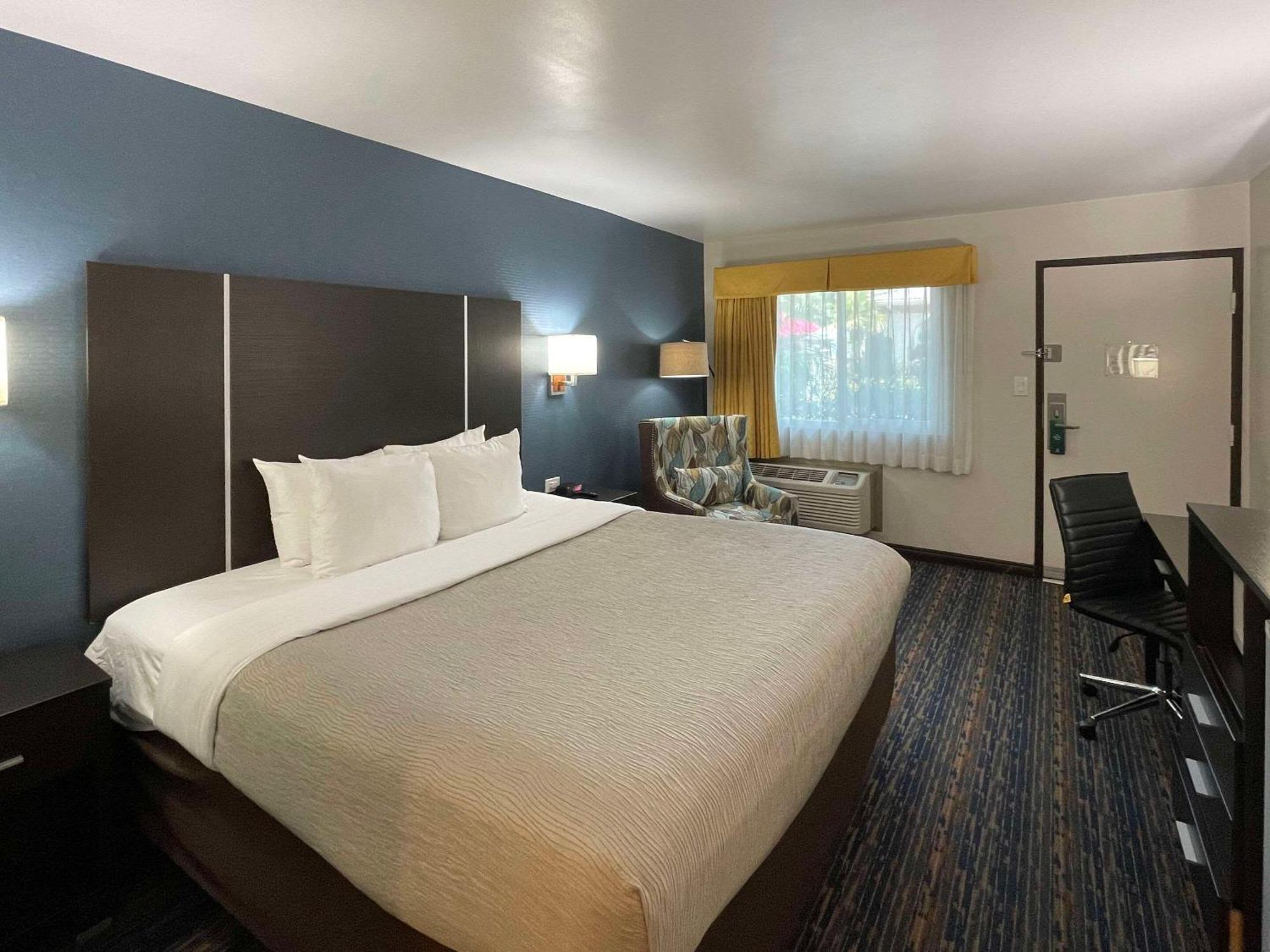 Quality Inn Ontario Airport Convention Center Extérieur photo